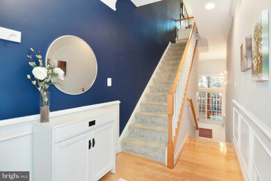 4146 Timber Log Way, Fairfax, VA 22030 - photo 7