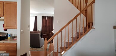 21048 Sojourn Ct, Germantown, MD 20876 - photo 3