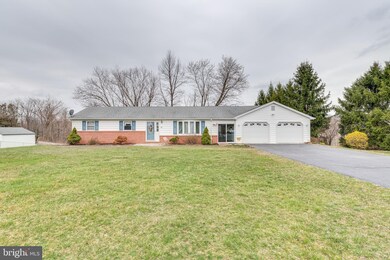 145 Morgan Ln, Berkeley Springs, WV 25411 - photo 3