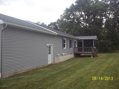 83 Highland Dr, Hawley, PA 18428 - photo 3