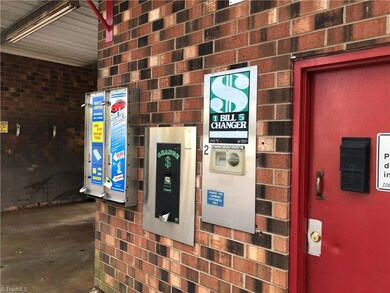 101 W Allison St, Statesville, NC 28677 - photo 5