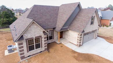 618 Mac St, Shelbyville, TN 37160 - photo 3