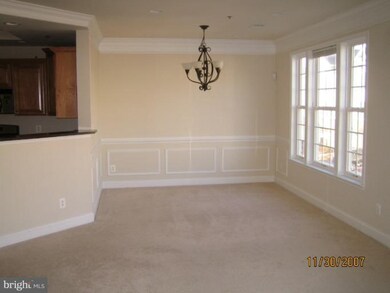 7119 Huntley Creek Place unit 47, Alexandria, VA 22306 - photo 4