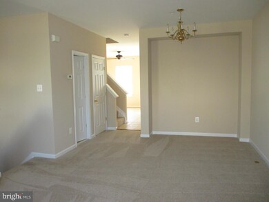 8112 Shannons Alley, Laurel, MD 20724 - photo 3