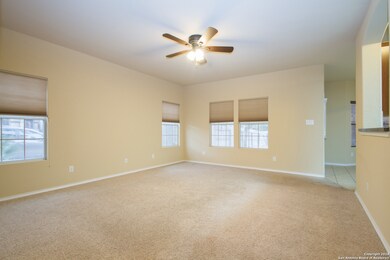 10511 Hanbury Path, Helotes, TX 78023 - photo 4