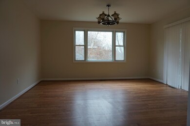 1025 Roland Heights Ave, Baltimore, MD 21211 - photo 7