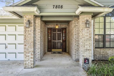 7808 Hunters Lake Cir N, Jacksonville, FL 32210 - photo 4