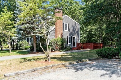 425 Johnny Appleseed Ln, Leominster, MA 01453 - photo 5