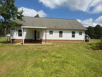 1157 Redfish Dr, Darien, GA 31305 - photo 4