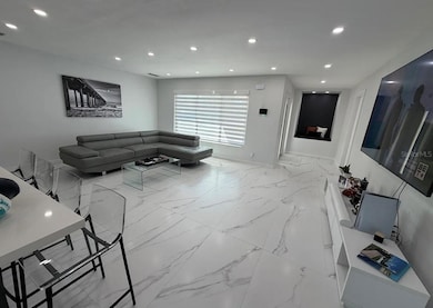 1359 40th Ave NE, Saint Petersburg, FL 33703 - photo 3