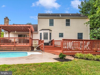 10009 Banner Country Ct, Gaithersburg, MD 20882 - photo 2