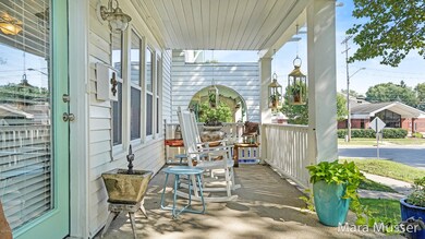 5 Auburn Front Porch