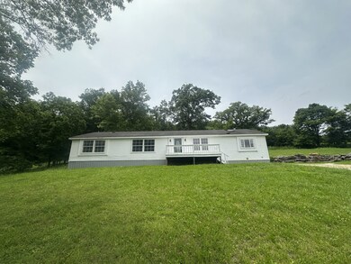 697 Club Springs Rd, Buffalo Valley, TN 38548 - photo 5