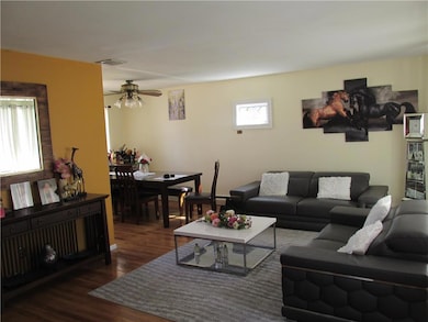 2469 S 6th St, Allentown, PA 18103 - photo 5