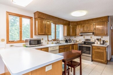 72 Mountain View Rd, Leominster, MA 01453 - photo 6