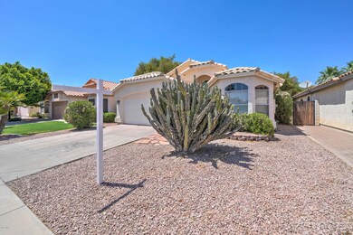 1258 W Myrna Ln-3