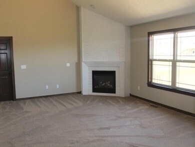 1921 N Brookhollow Dr, Nixa, MO 65714 - photo 4