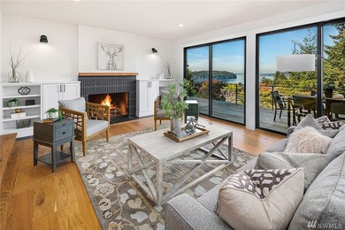 7035 W Mercer Way, Mercer Island, WA 98040 - photo 2