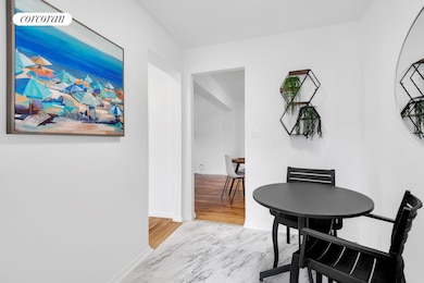 Origin Briggs unit 5B, Bronx, NY 10458 - photo 5