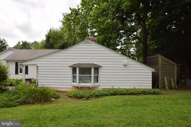 987 Penns Park Rd, Newtown, PA 18940 - photo 3