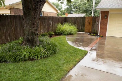 Notice the gate perfect for tailor, mowers, and et