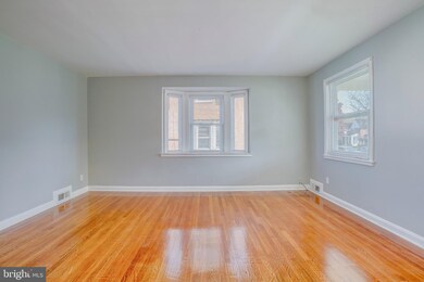 1330 Stonewood Rd, Baltimore, MD 21239 - photo 7