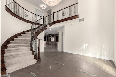 10024 Rolling Glen Ct, Las Vegas, NV 89117 - photo 3