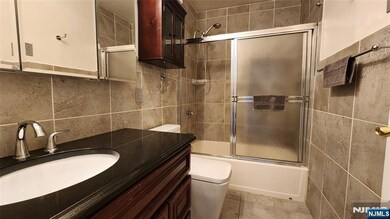 100 Pierson Miller Dr unit C14, Pompton Lakes, NJ 07442 - photo 7