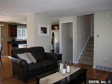 Living Room Open floor plan - all freshly painted!