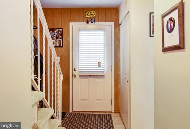 10111 Irongate Way, Manassas, VA 20109 - photo 2