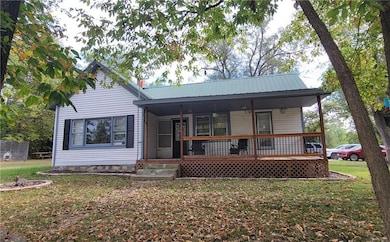 80 S Douglas St, Kingston, MO 64650 - photo 3