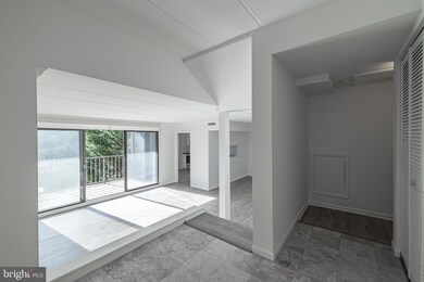 120 Roberts Ln unit 301, Alexandria, VA 22314 - photo 4