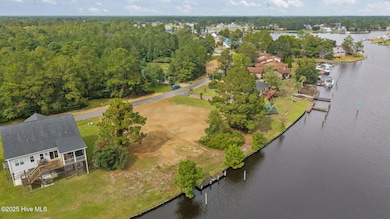 5710 Gondolier Dr, Fairfield Harbour, NC 28560 - photo 7