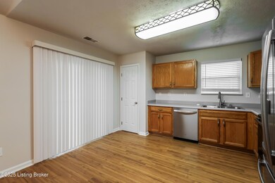 4107 Northumberland Dr, Louisville, KY 40245 - photo 6