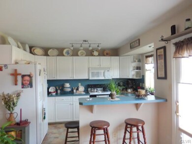 249 Ridings Cir unit K249, Macungie, PA 18062 - photo 6