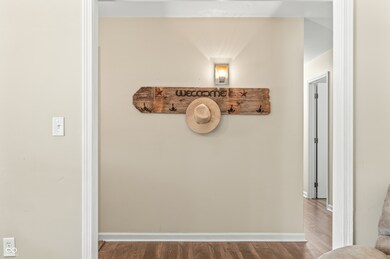 3030 Fairlawn Ct, Columbus, IN 47203 - photo 6