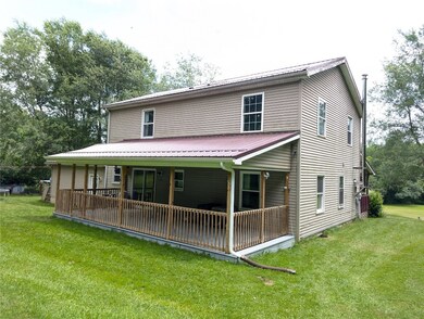 9492 Hill Rd, Conneautville, PA 16406 - photo 4