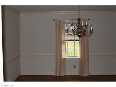 529 Edgewood Rd, Asheboro, NC 27205 - photo 3