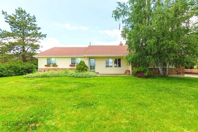 1/2 ACRE no covenants