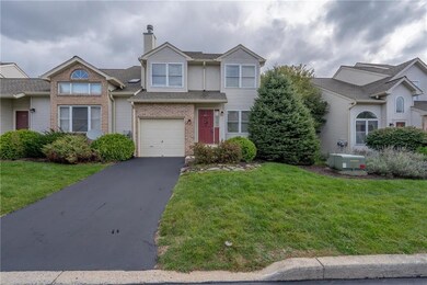 209 Ridings Cir unit EE209, Macungie, PA 18062 - photo 2