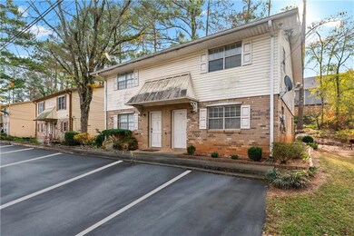 936 Six Oaks Cir unit B, Norcross, GA 30093 - photo 2