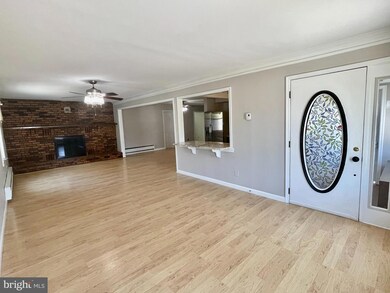 28 Ring Ln, Levittown, PA 19055 - photo 5