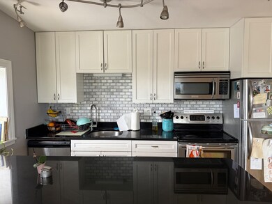 386 E 8th St unit 7, Boston, MA 02127 - photo 5