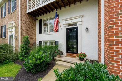 17 Inverin Cir, Lutherville Timonium, MD 21093 - photo 2