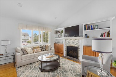 7 Gooseberry Rd, Newport, RI 02840 - photo 5