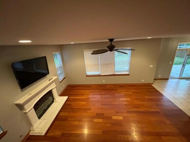 unlisted-address, Oswego, IL 60543 - photo 3