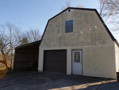 Apartment/Workshop/Garage