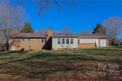 495 Forest Way Dr, Fort Mill, SC 29715 - photo 3