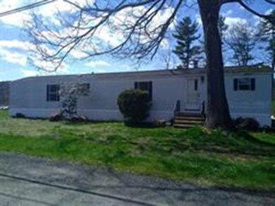 46 Madden Rd unit 21, West Brookfield, MA 01585 - photo 3