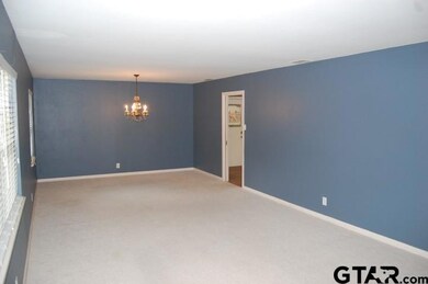 222 222 Ridgecrest Dr, Tyler, TX 75701 - photo 4